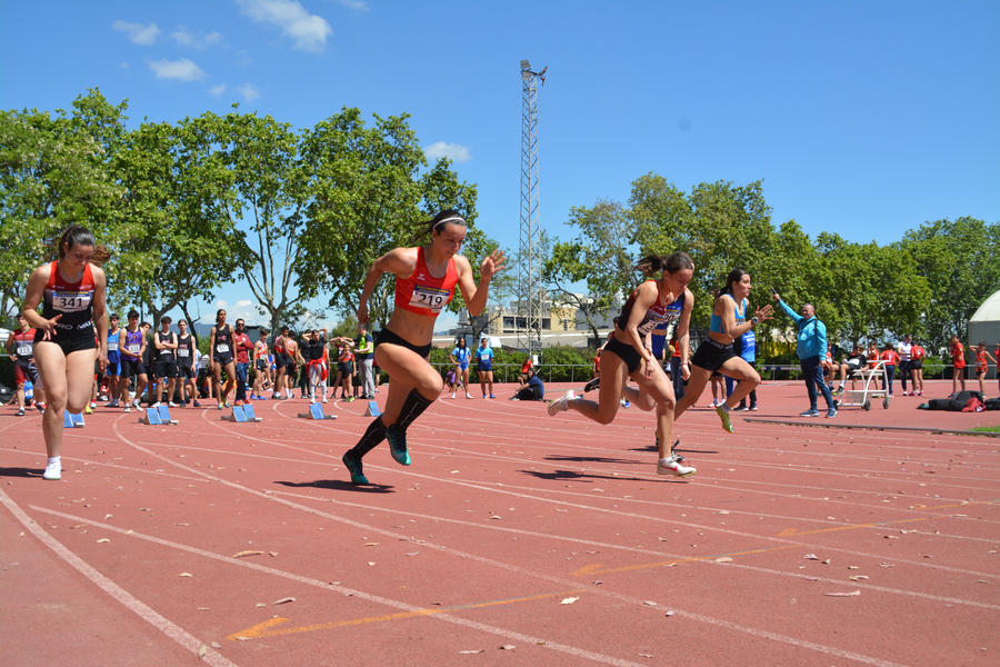 Club Atletisme Badalona - Escola